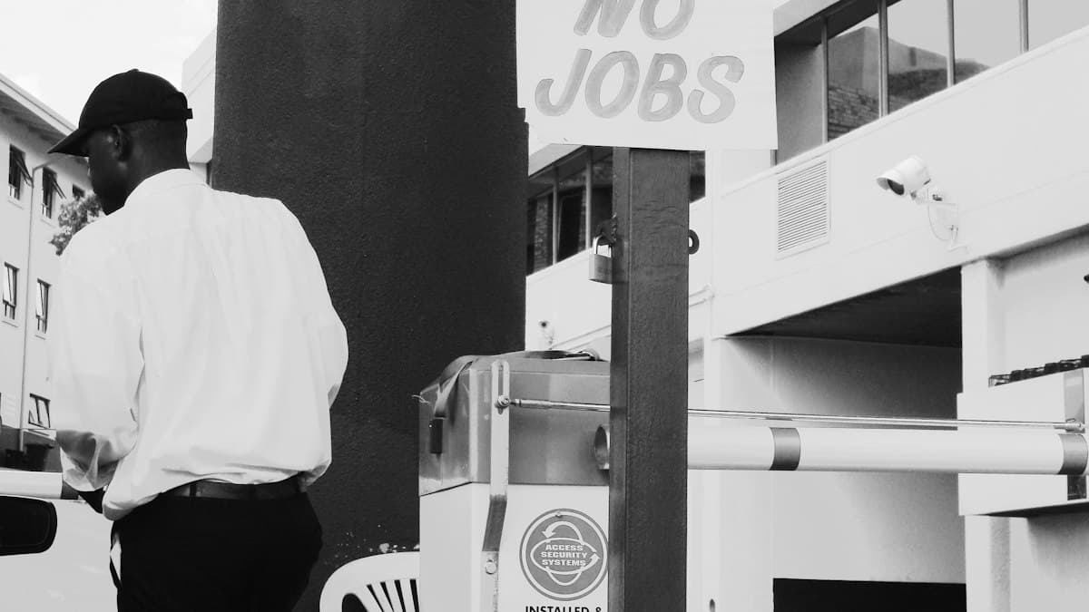 Demissão justificada pessoa com bipolaridade? Por que a falta de motivo presume discriminação